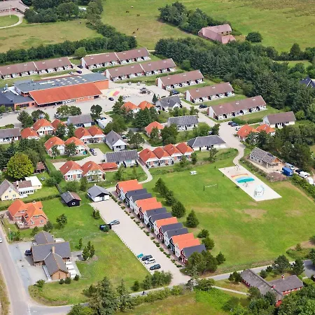 Lxxxvii Holiday home *