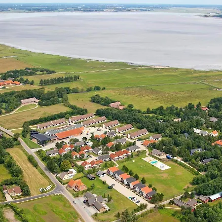 Lxxxvii Holiday home
